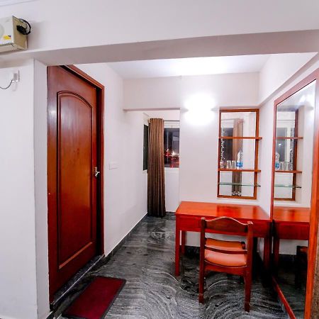 Luxe Vue - Premium Hotell Thiruvananthapuram Exteriör bild